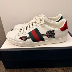 Gucci White Leather Sneakers with Green-Red Web and Jeweled Arrow